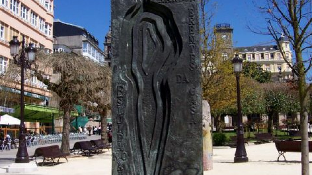 Monumento al poeta Pimentel